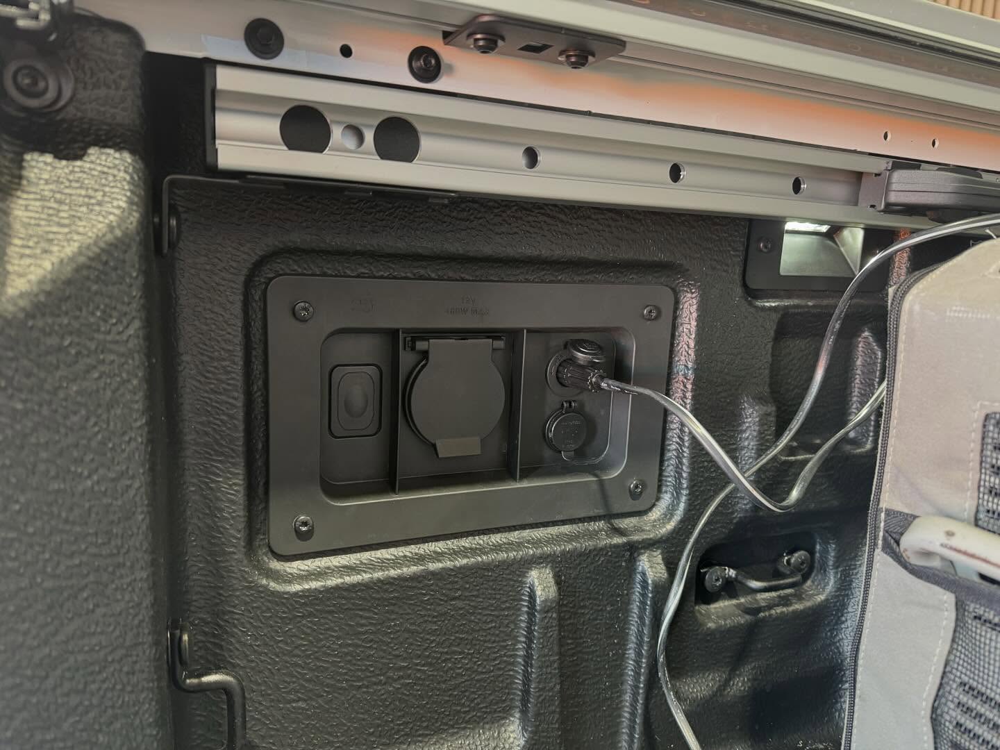 Dual battery system REDARC install