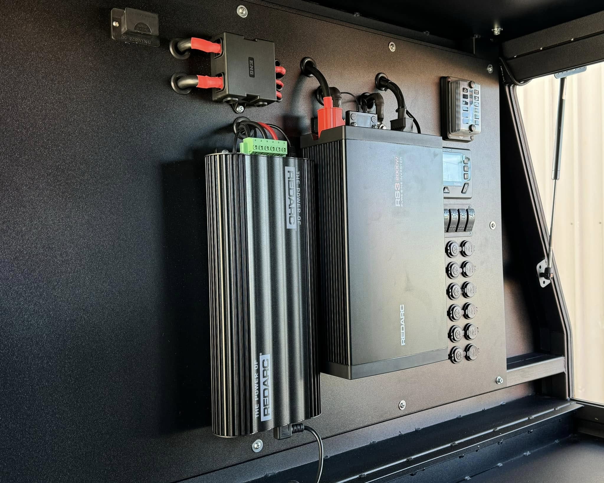 Canopy power setup battery management switches